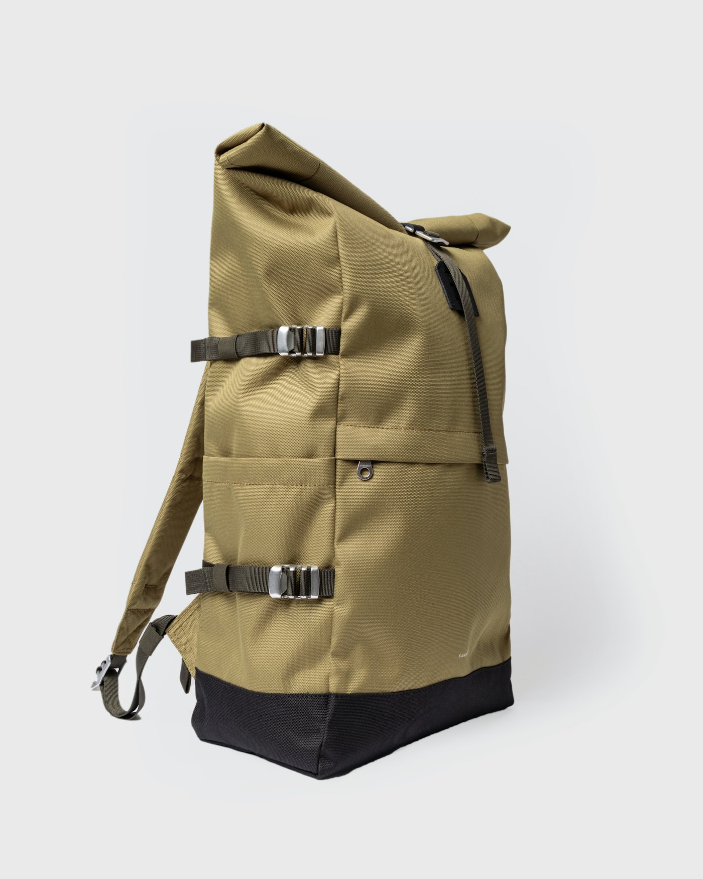 ICON Rolltop Backpack L is in color olive drab (2 of 6)