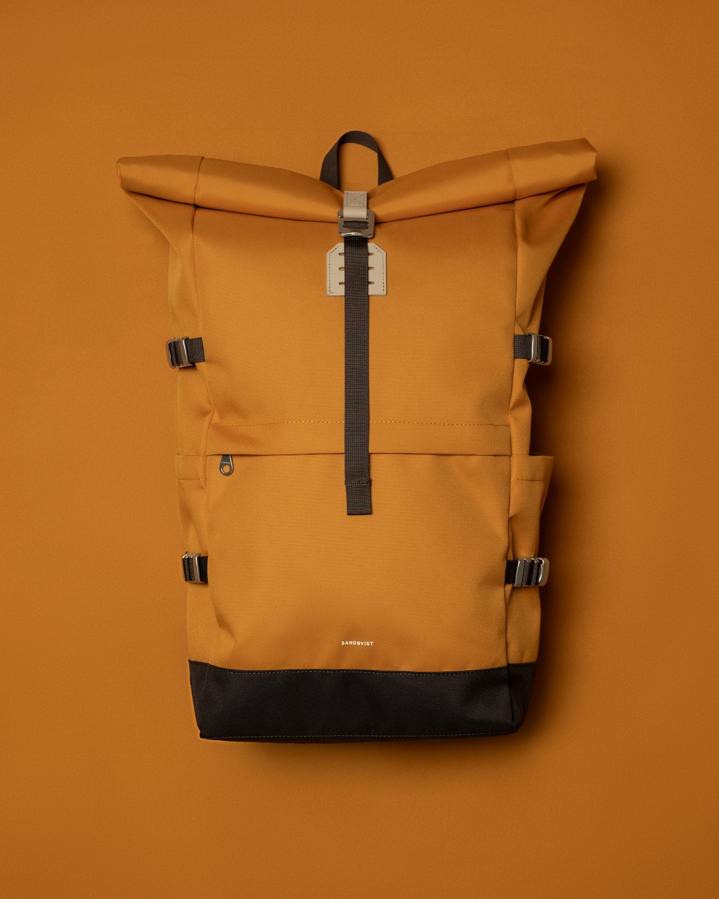 ICON Rolltop Backpack L is in color golden yellow (6 of 6)
