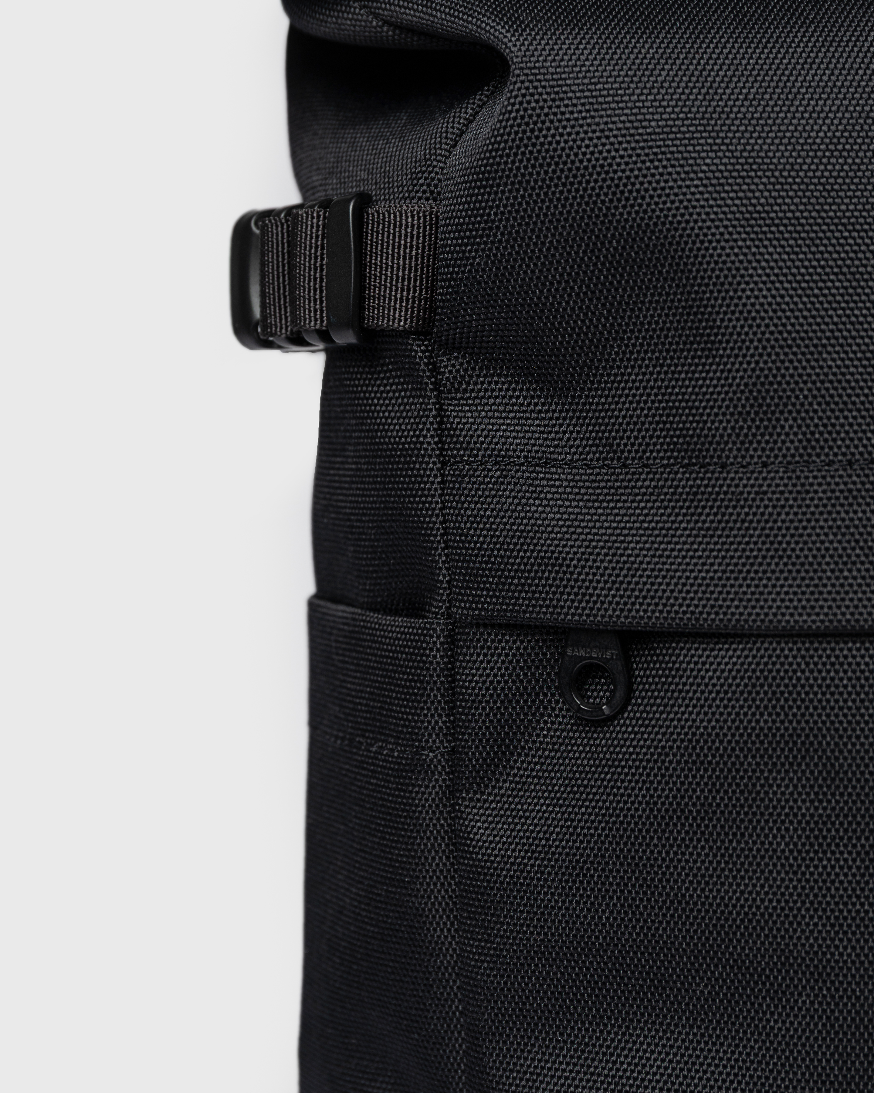 ICON Rolltop Backpack M is in color black (4 of 10)