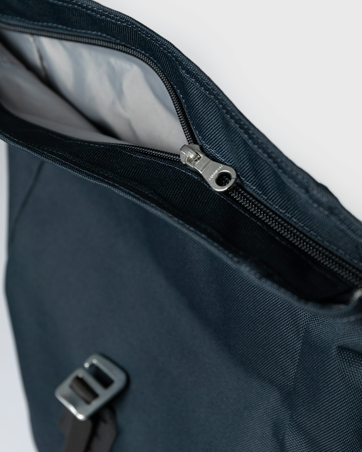 ICON Rolltop Backpack M ist farbig navy (5 oder 9)