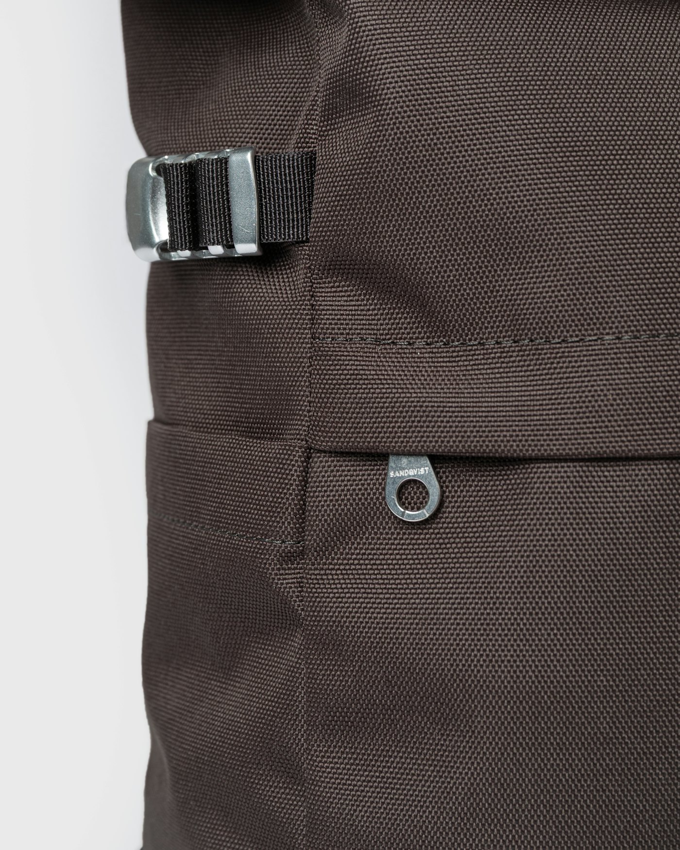 ICON Rolltop backpack M is in color brown (4 of 10)