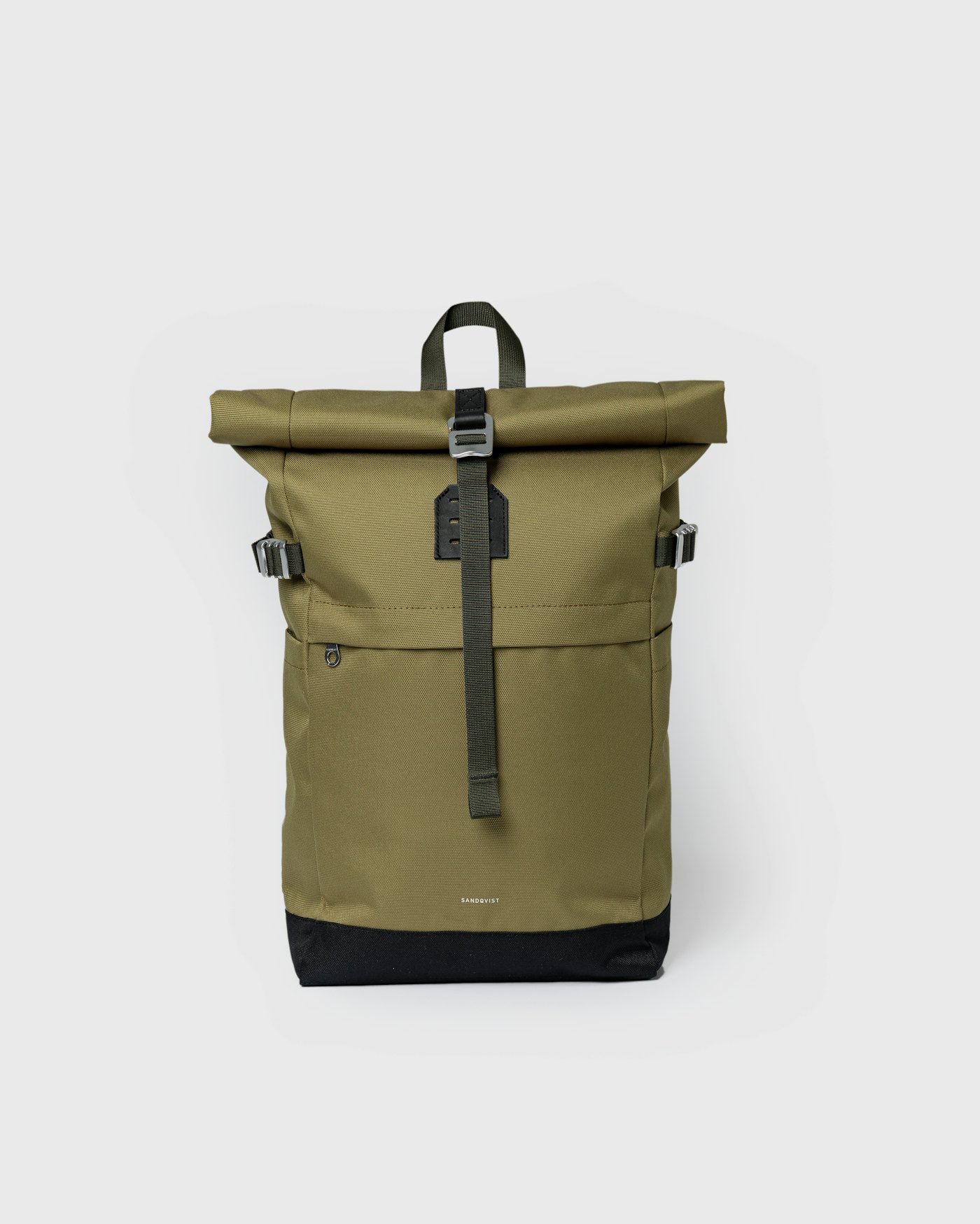 ICON Rolltop backpack M is in color olive drab (1 of 7)
