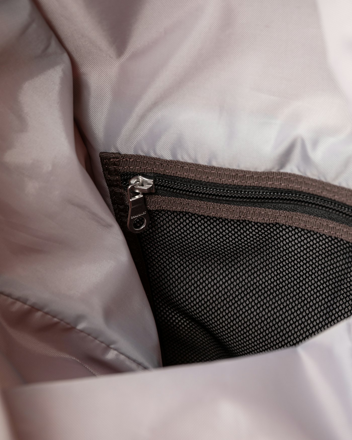 ICON Rolltop backpack M is in color golden yellow (8 of 8)
