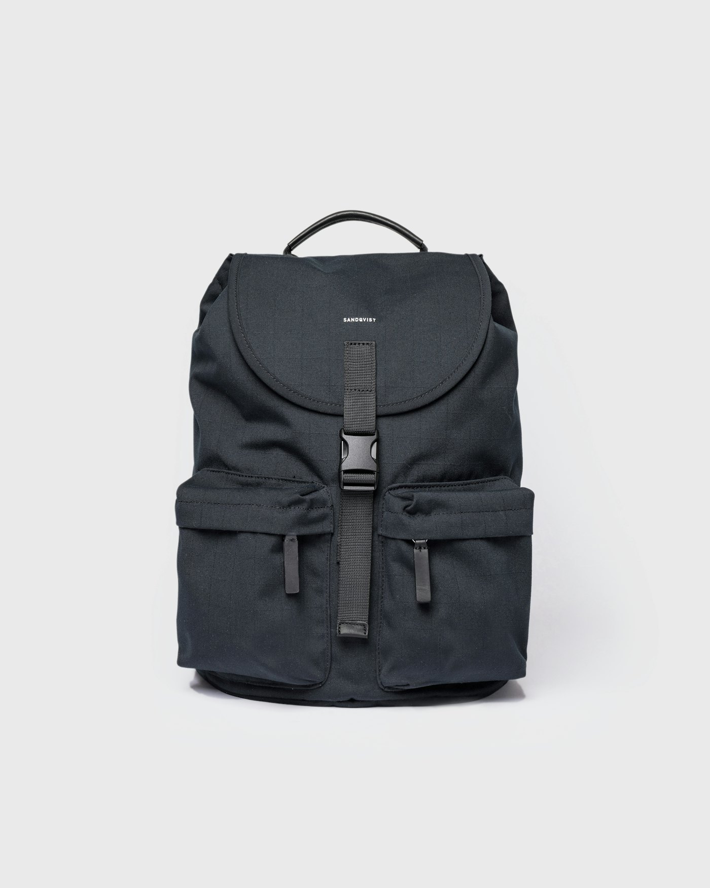 Everyday rucksack is in color black (1 of 13)
