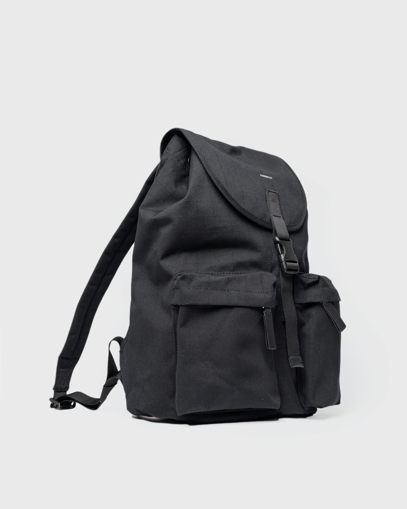 Everyday rucksack is in color black (2 of 13)