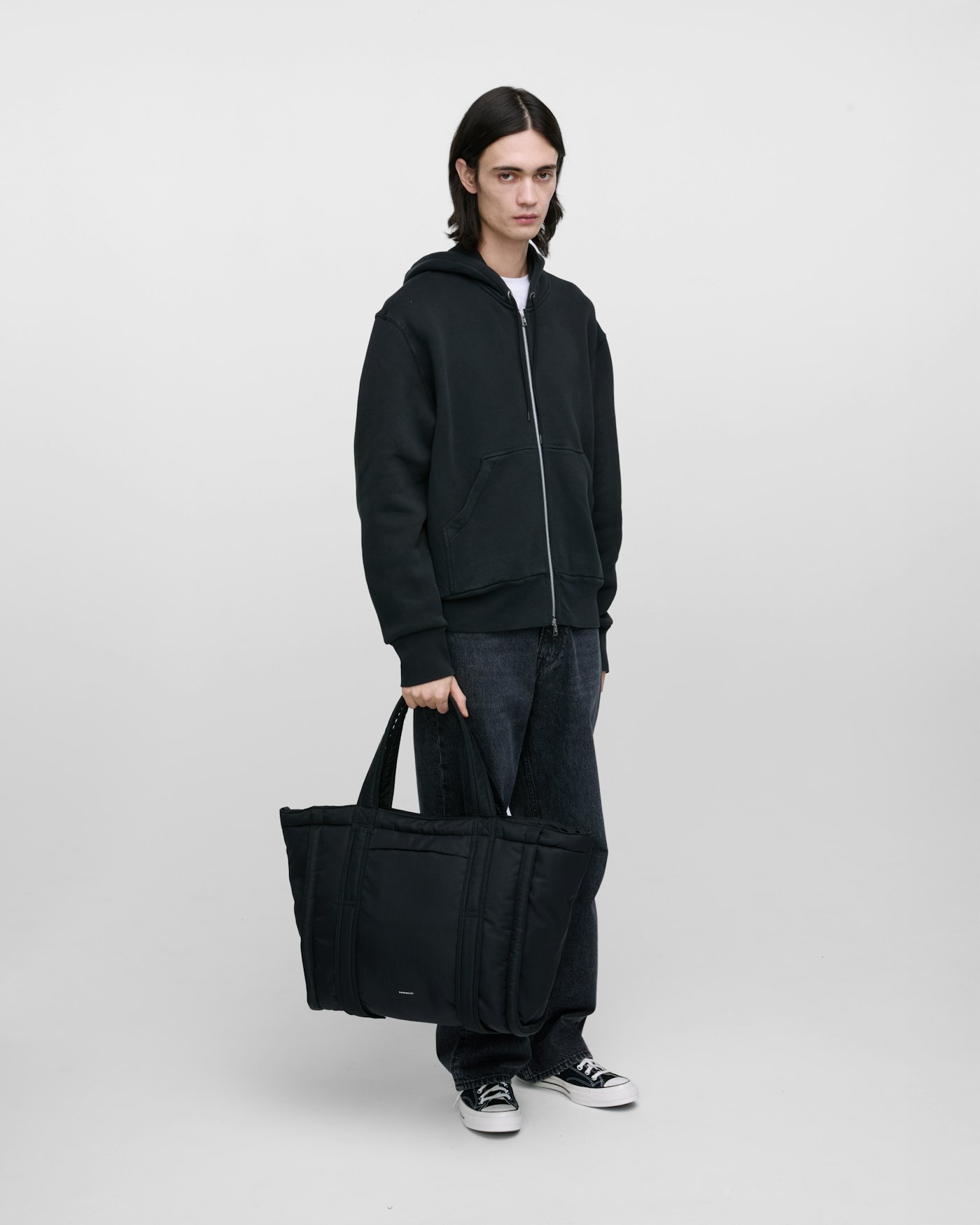 CURVE Tote Bag ist farbig schwarz (11 oder 14)