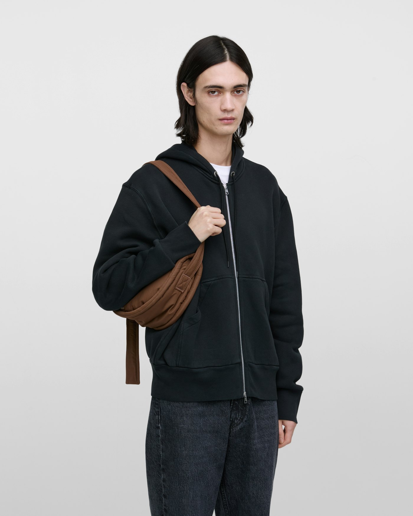 CURVE Half Moon Bag Mini is in color dark taupe (12 of 15)