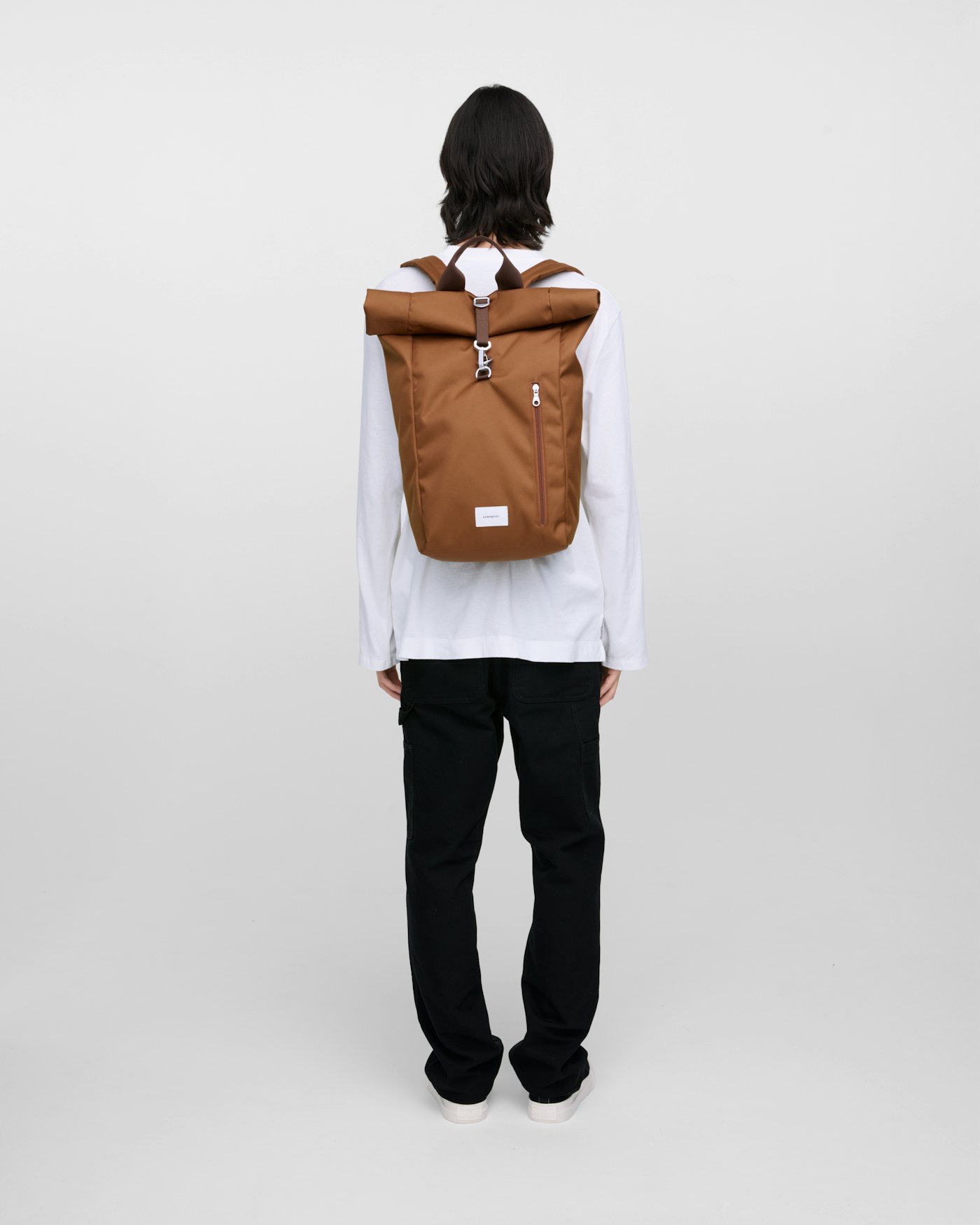 GROUND Rolltop backpack L är i färgen sepia brown (10 av 10)