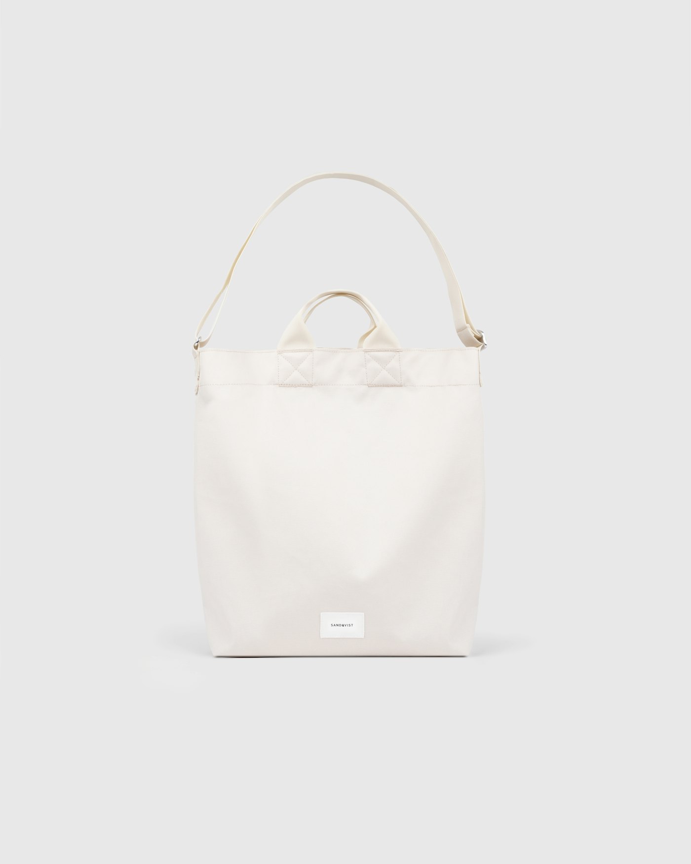 GROUND Shopper Bag is in color birch (1 of 12)