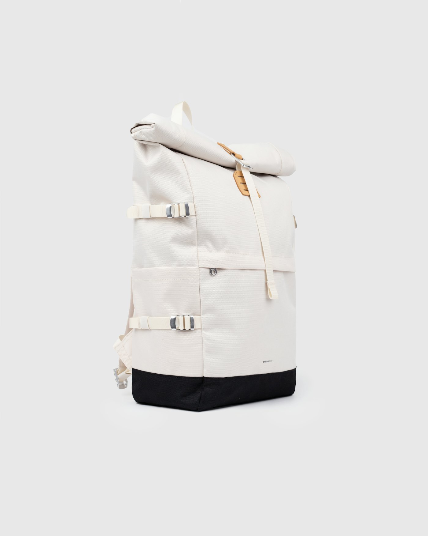 ICON Rolltop Backpack L is in color birch (2 of 11)