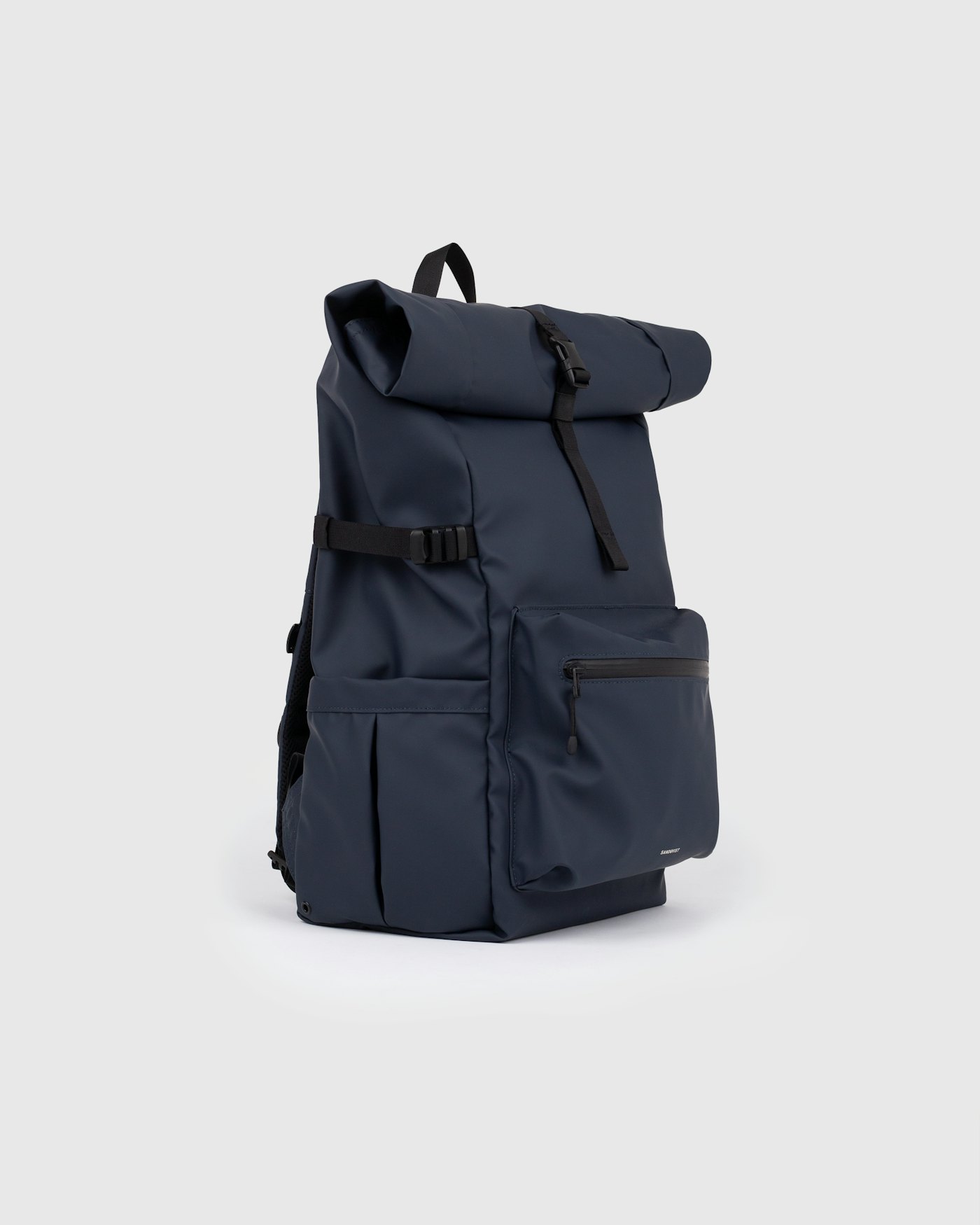 STREAM Rolltop Backpack L is in color navy (2 of 4)