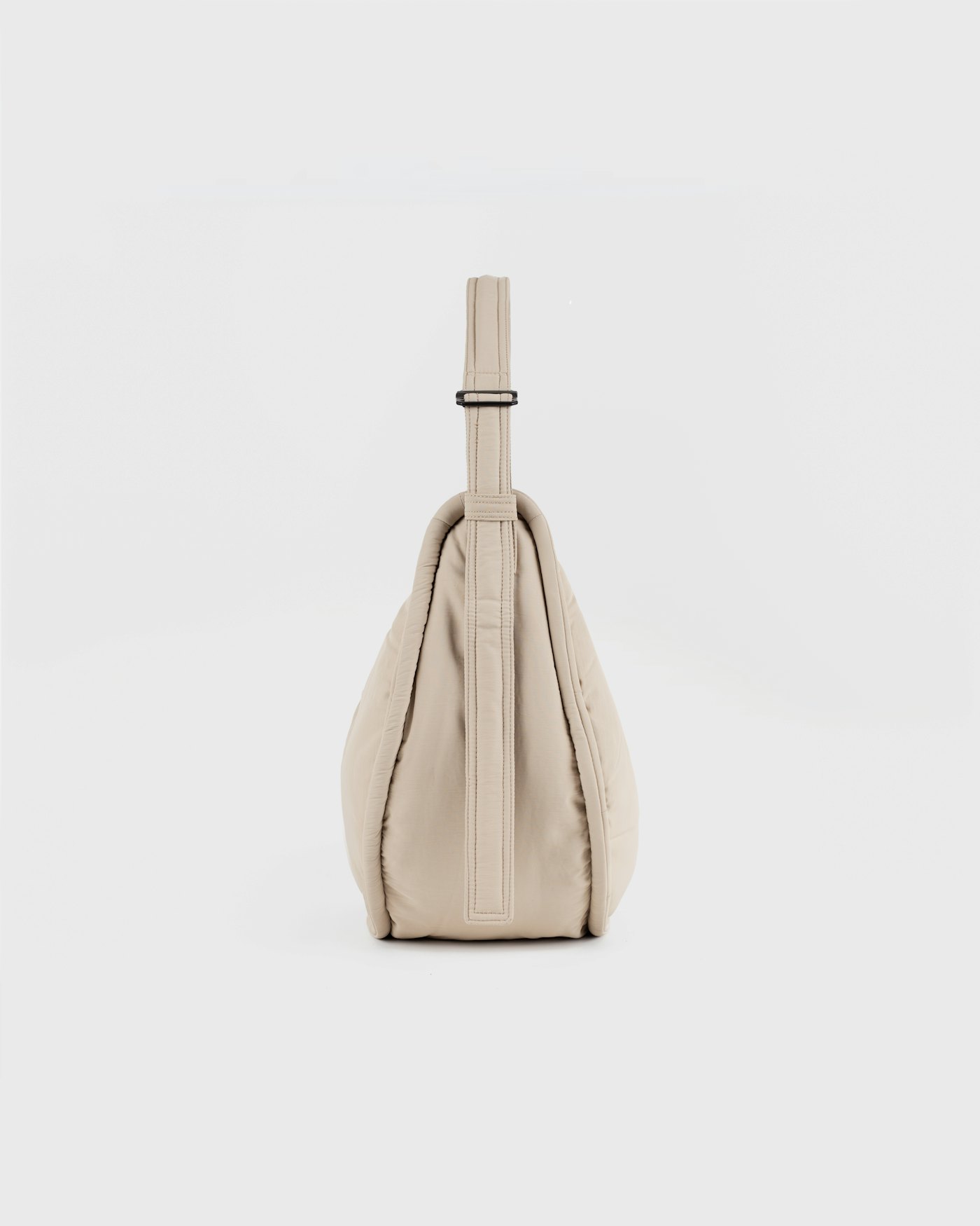 CURVE Half Moon Bag est en couleur beige (3 de 5)