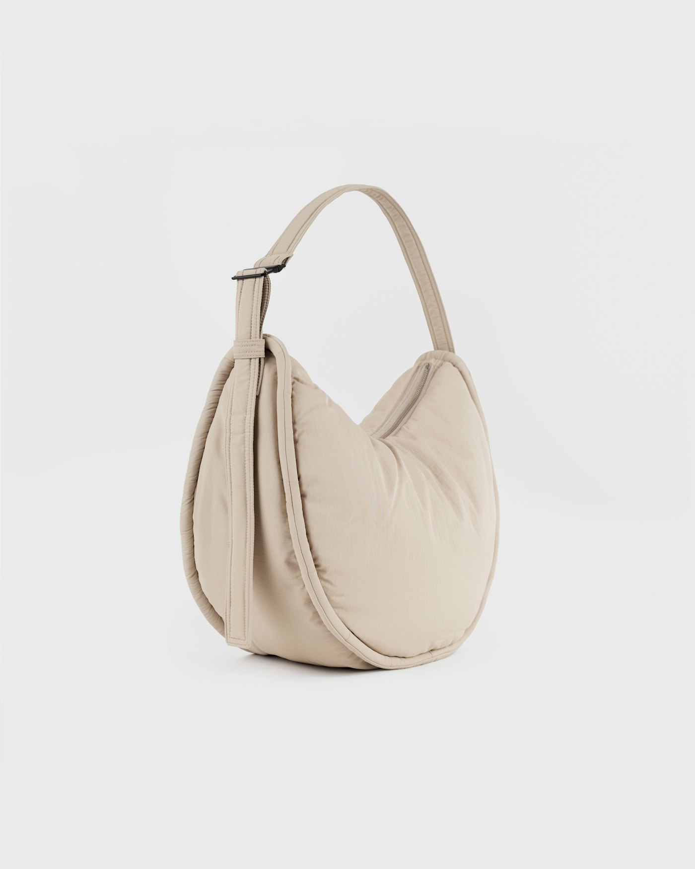 CURVE Half Moon Bag est en couleur beige (2 de 5)