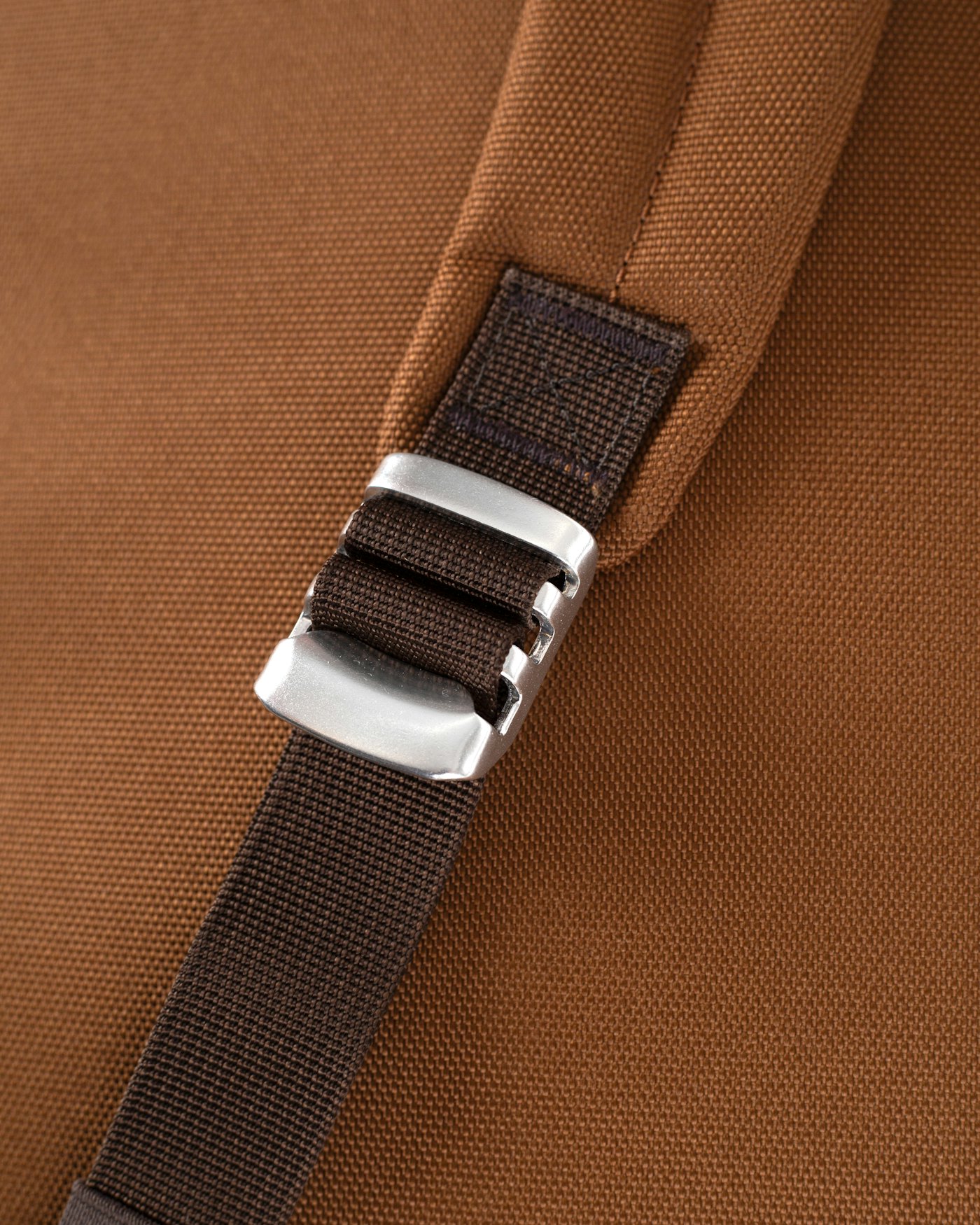 GO 2-Way Tote Bag is in color sepia brown (6 of 8)