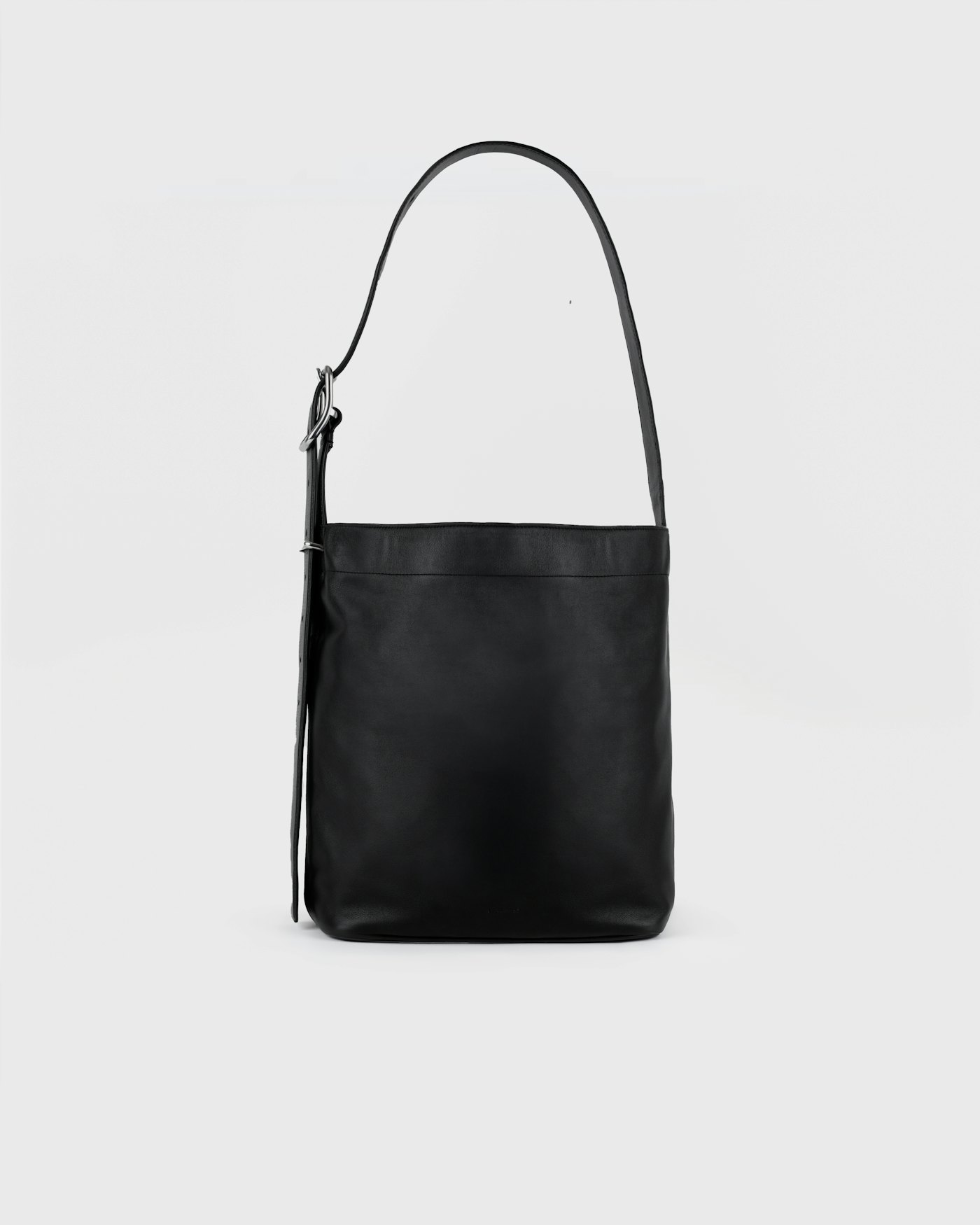 LEATHER Shopper Bag ist farbig schwarz (1 oder 6)